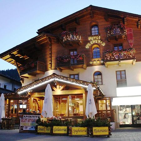 Hotel Helvetia Livigno Exterior photo