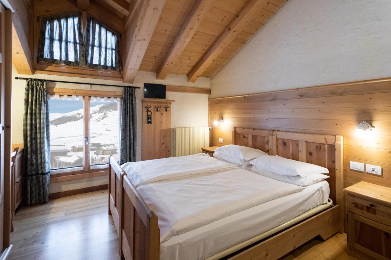 Hotel Helvetia Livigno Exterior photo