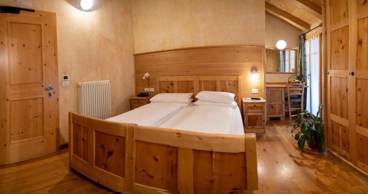 Hotel Helvetia Livigno Exterior photo