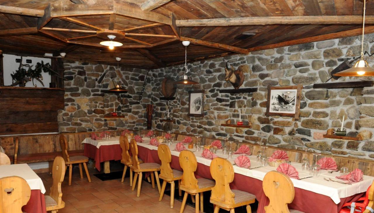 Hotel Helvetia Livigno Exterior photo