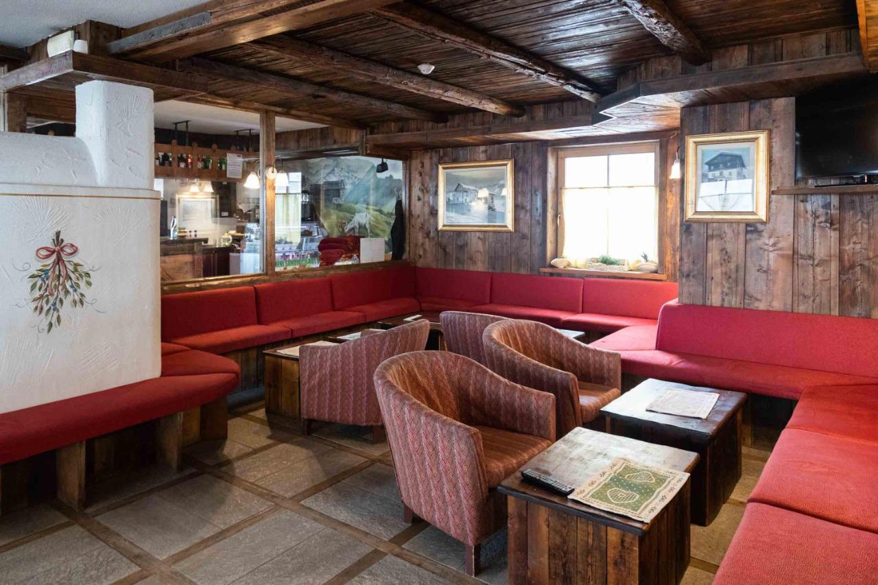 Hotel Helvetia Livigno Exterior photo