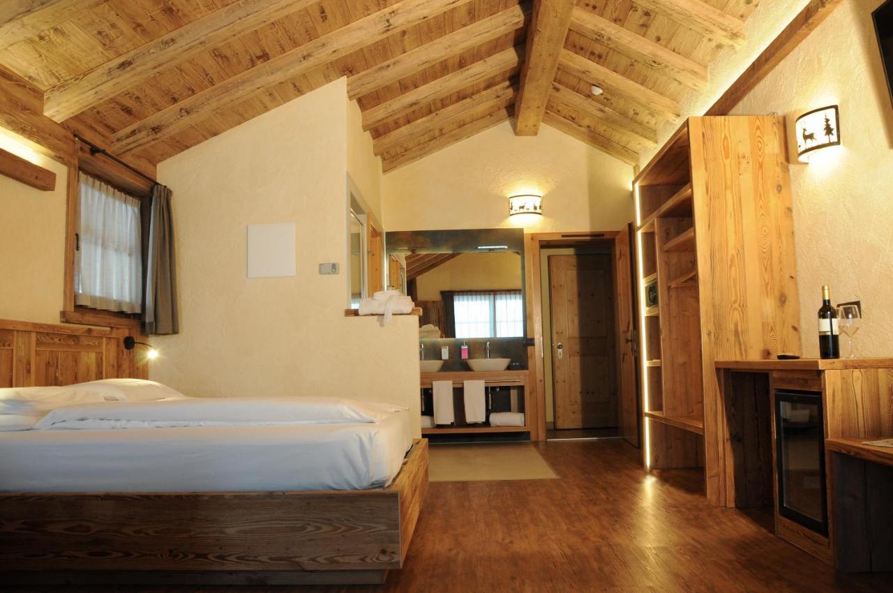 Hotel Helvetia Livigno Exterior photo