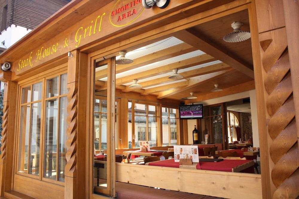Hotel Helvetia Livigno Exterior photo